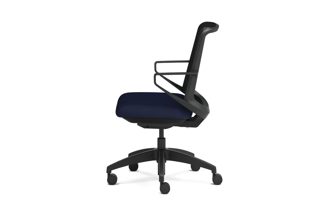 Cliq chair