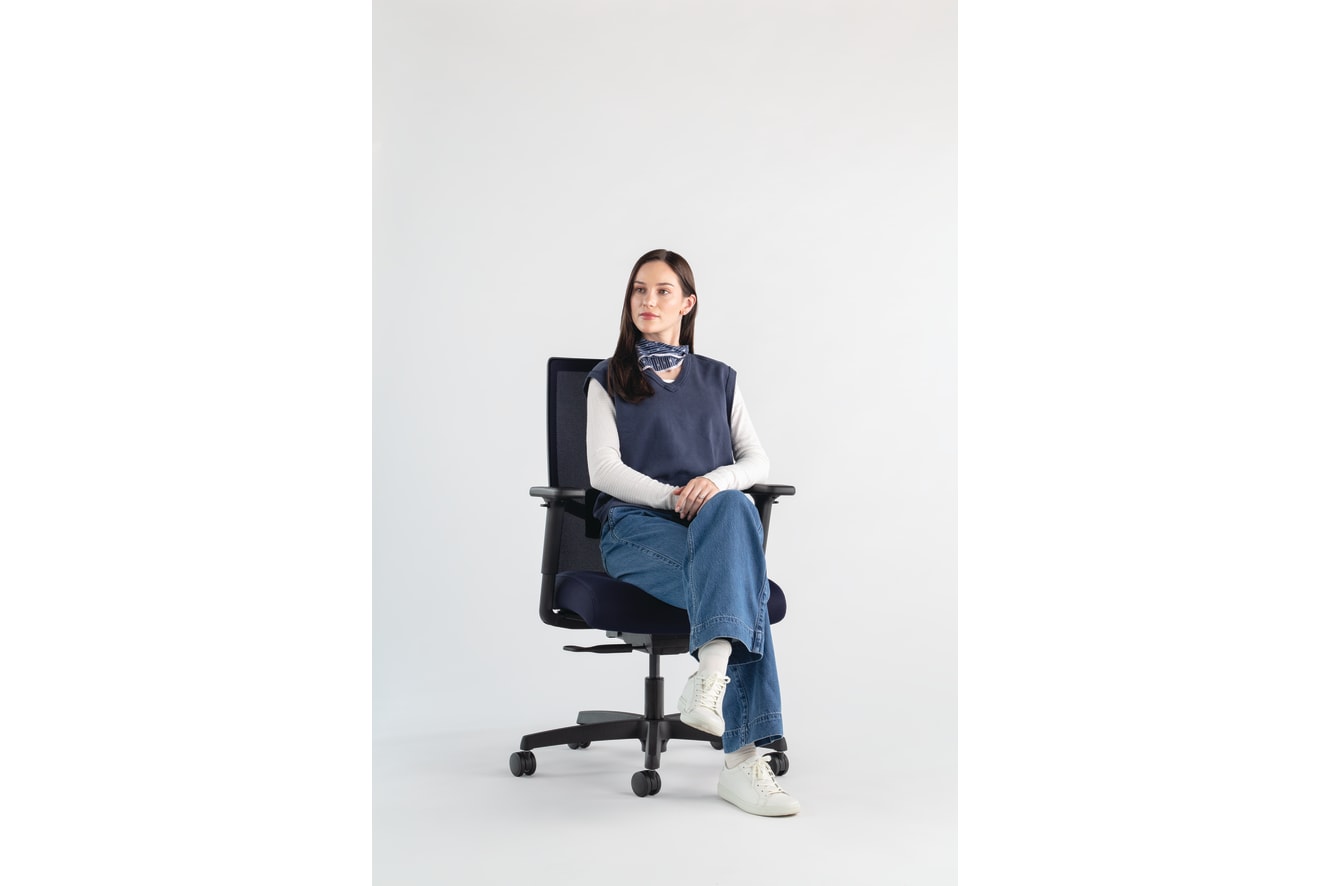 Ignition Spectrum Mesh chairs 