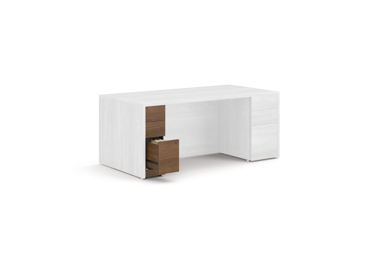 10500 Series pedestal
