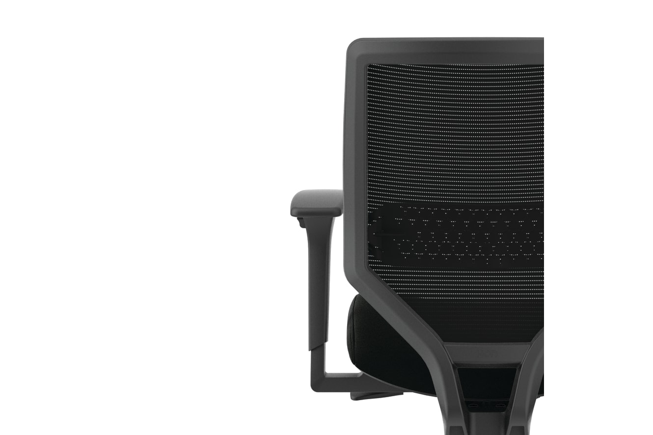 Solve mesh task chair in Black vinyl