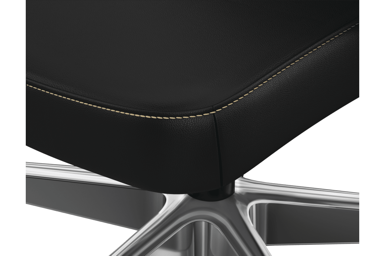 Cofi chair Natural seat stitch detail
