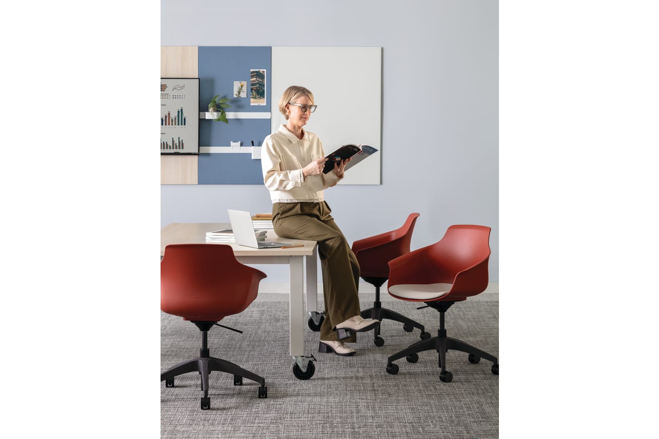 HON-300-Brim-Preside-Workwall-006