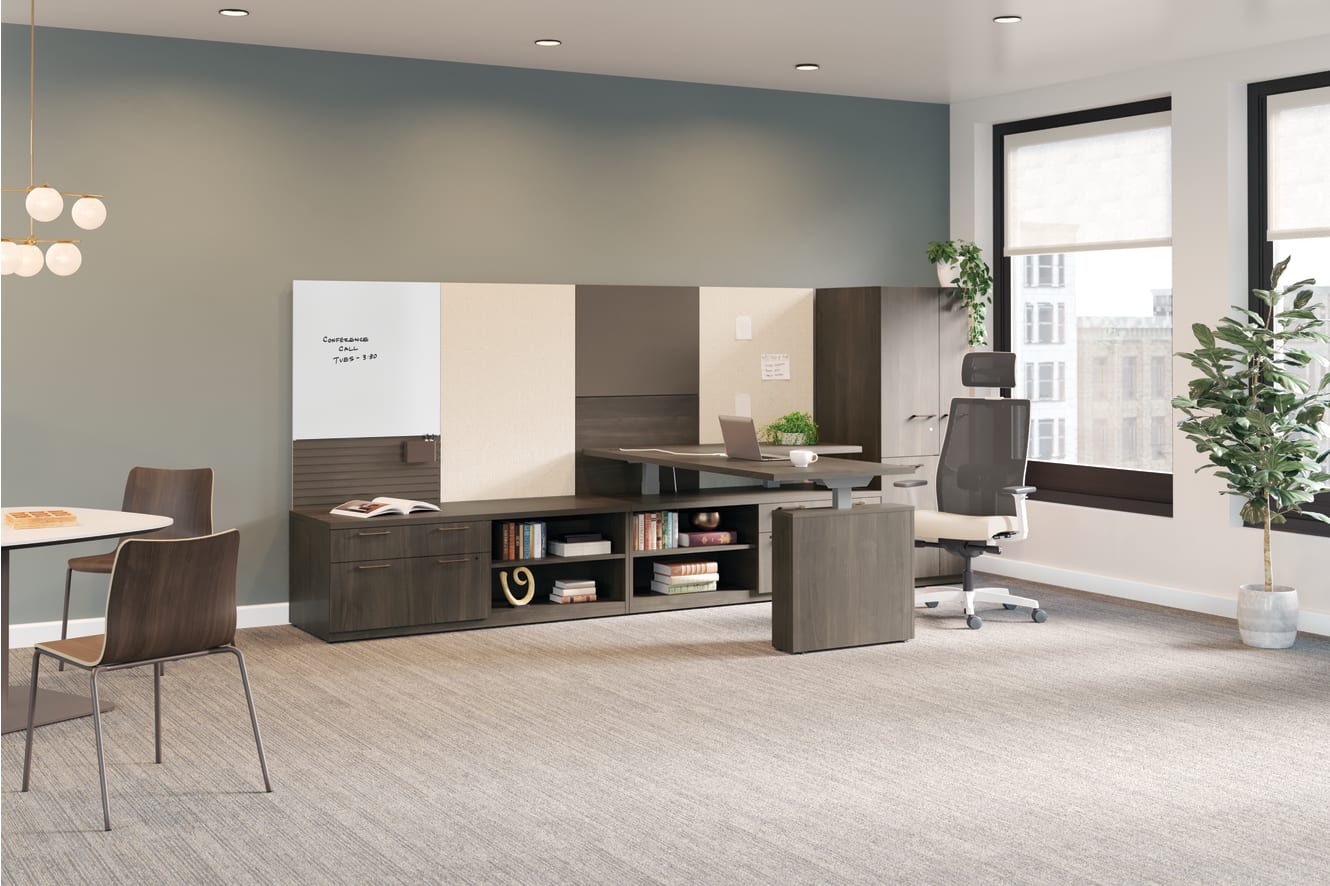 Concinnity Desking with Ignition and Ruck Seating.