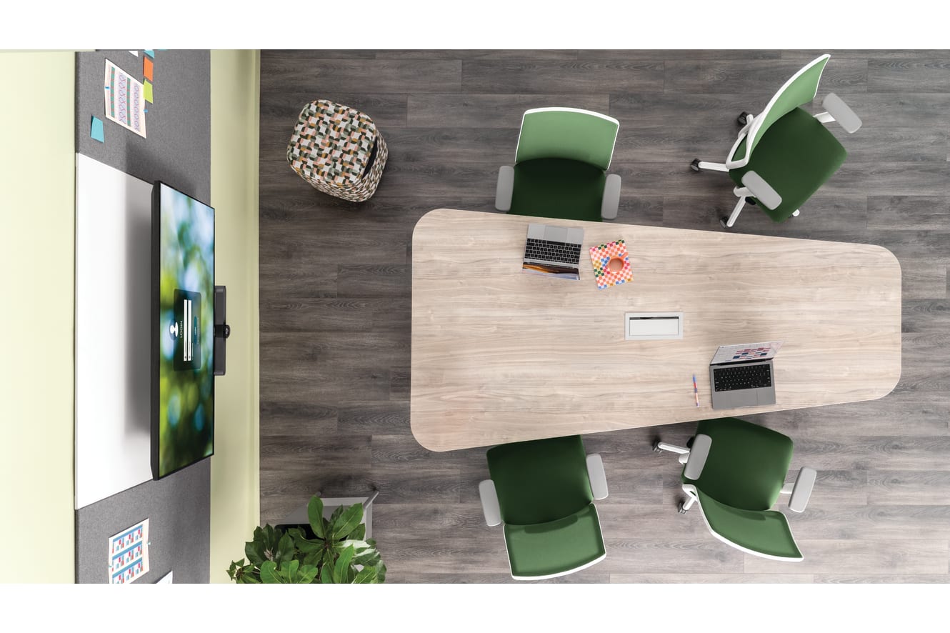 Ignition Spectrum Mesh chairs 