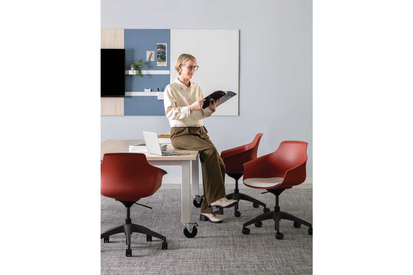HON-300-Brim-Preside-Workwall-007