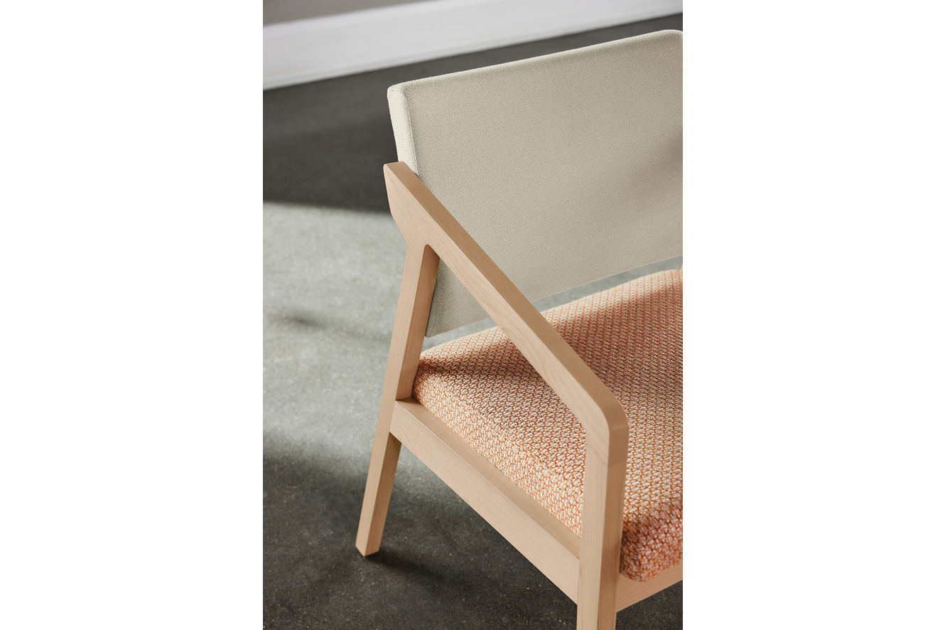 Confer chair 
