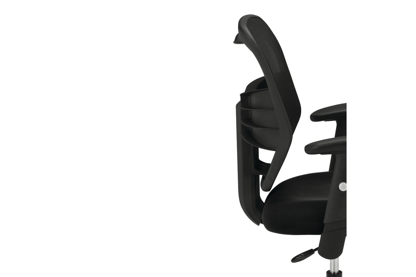 Prominent mesh task chair in Black