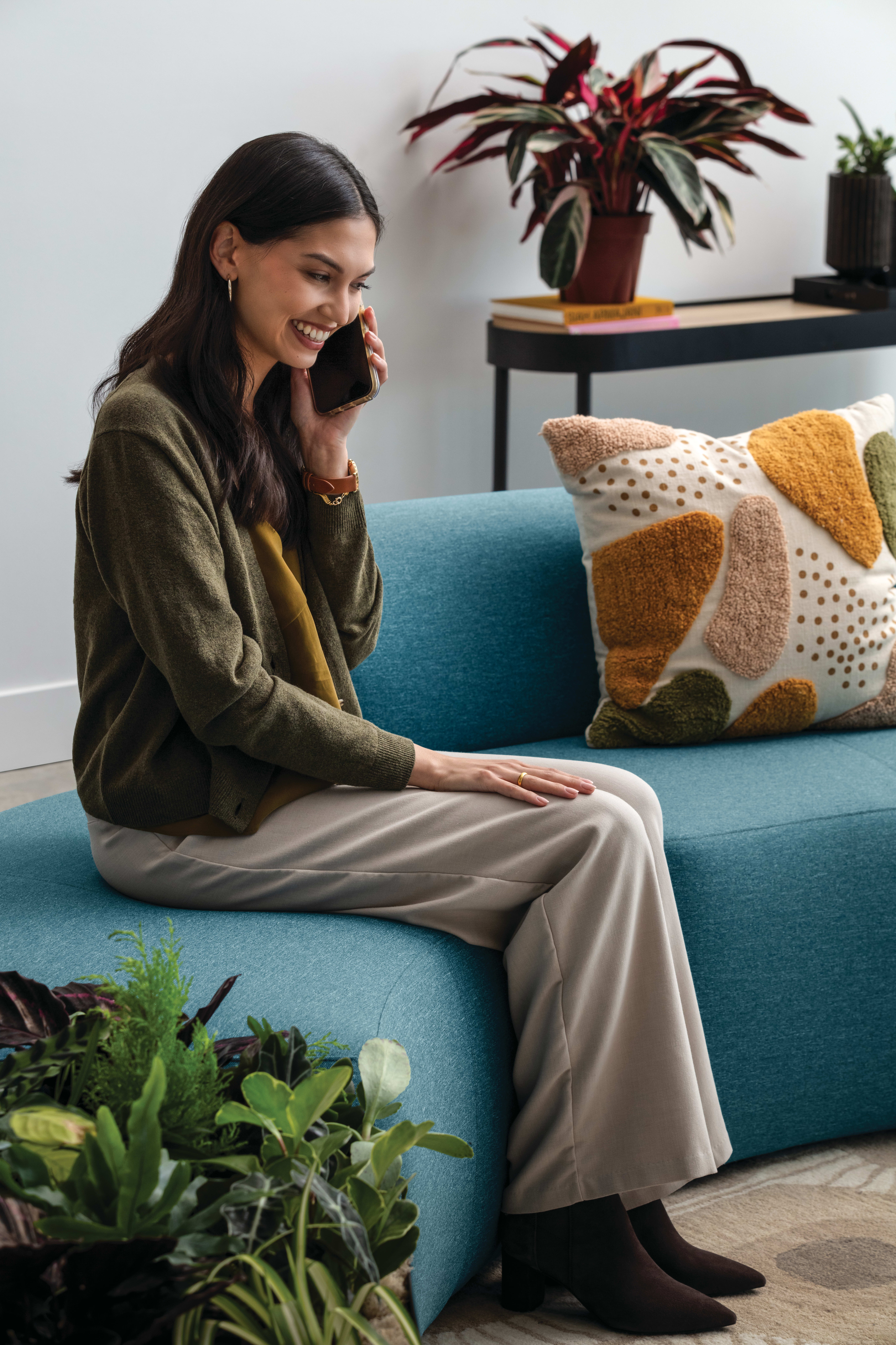 SoCo with Sculpt table and planter