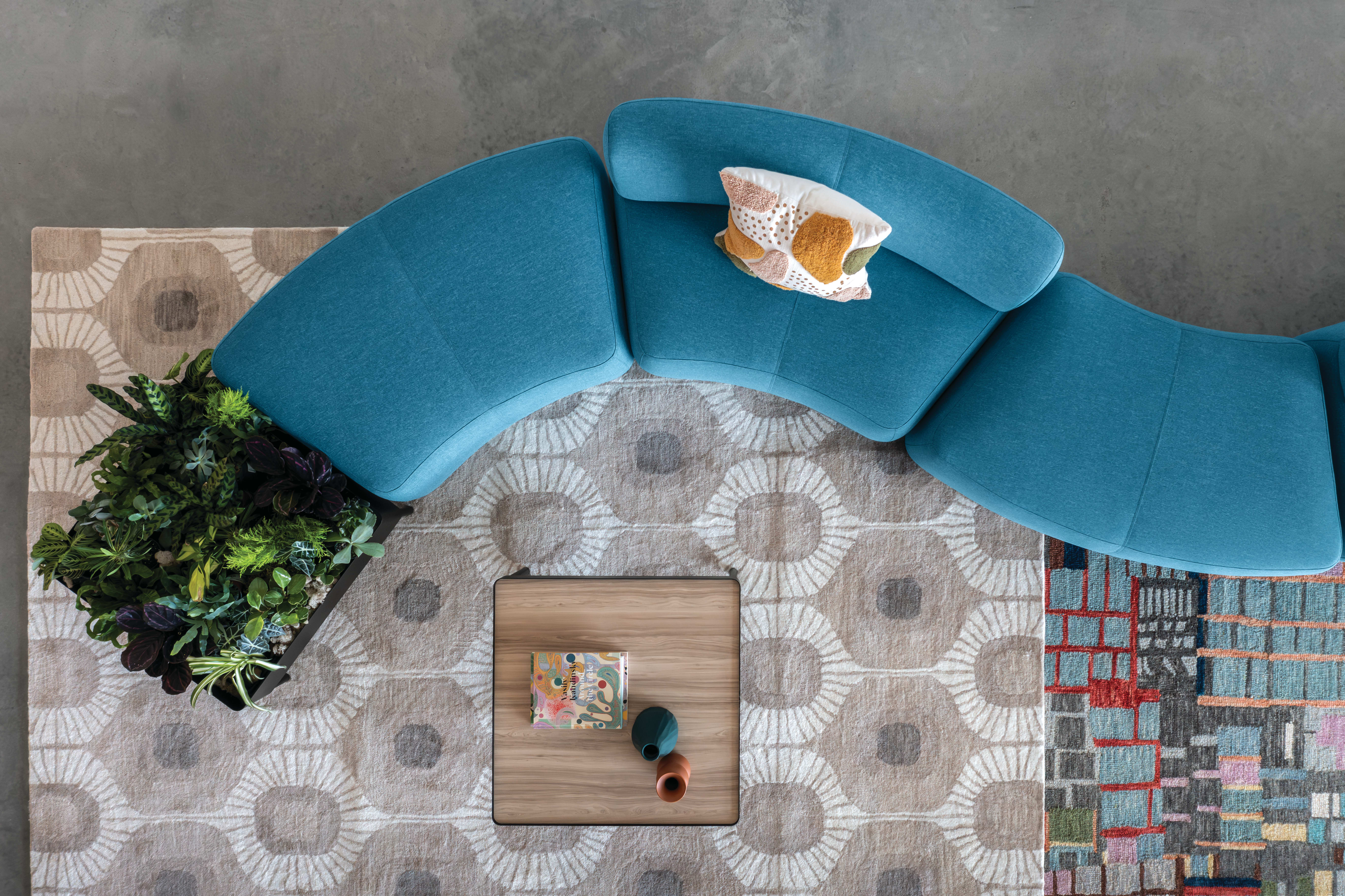 SoCo with Sculpt table and planter