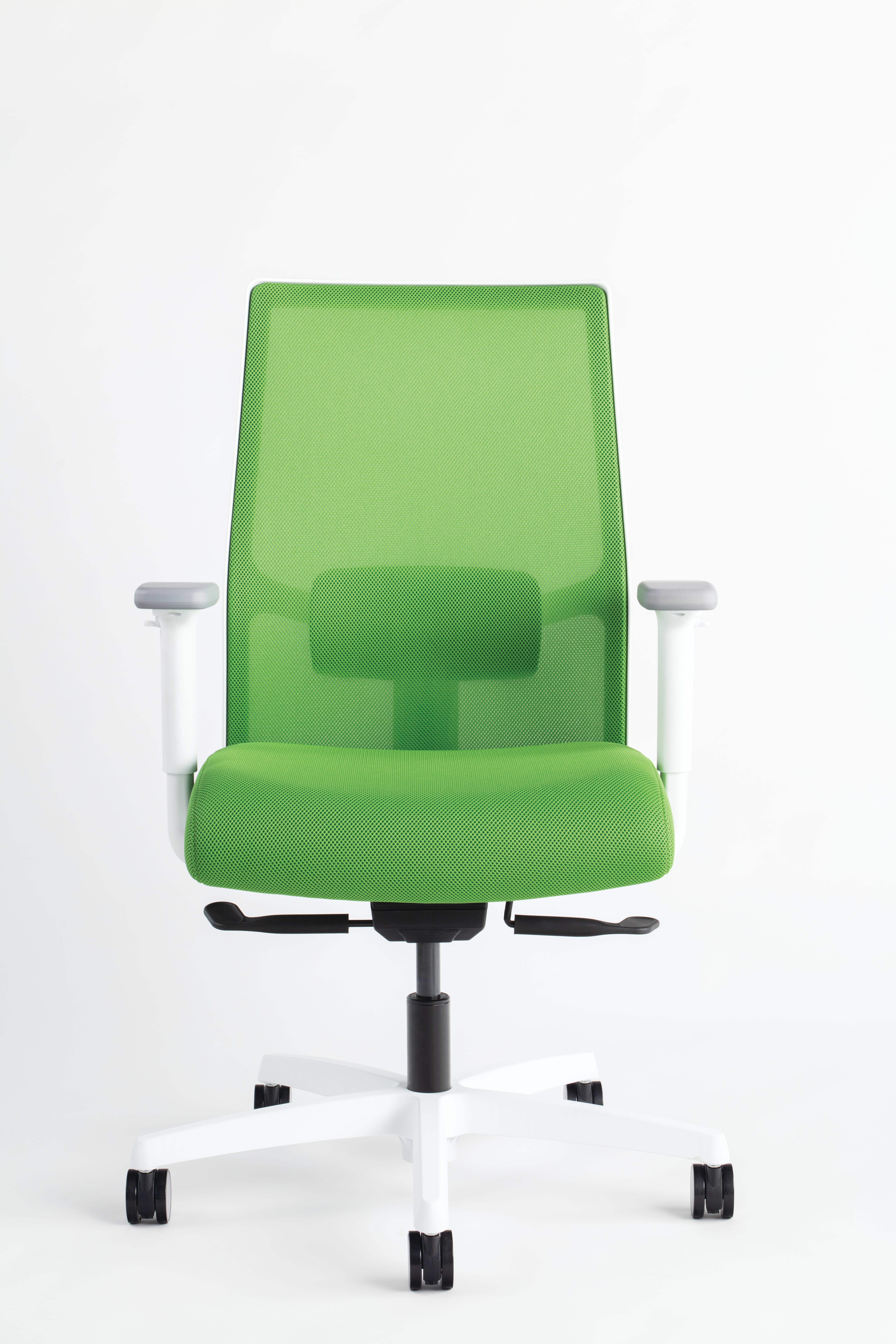 Ignition Spectrum Mesh chairs 