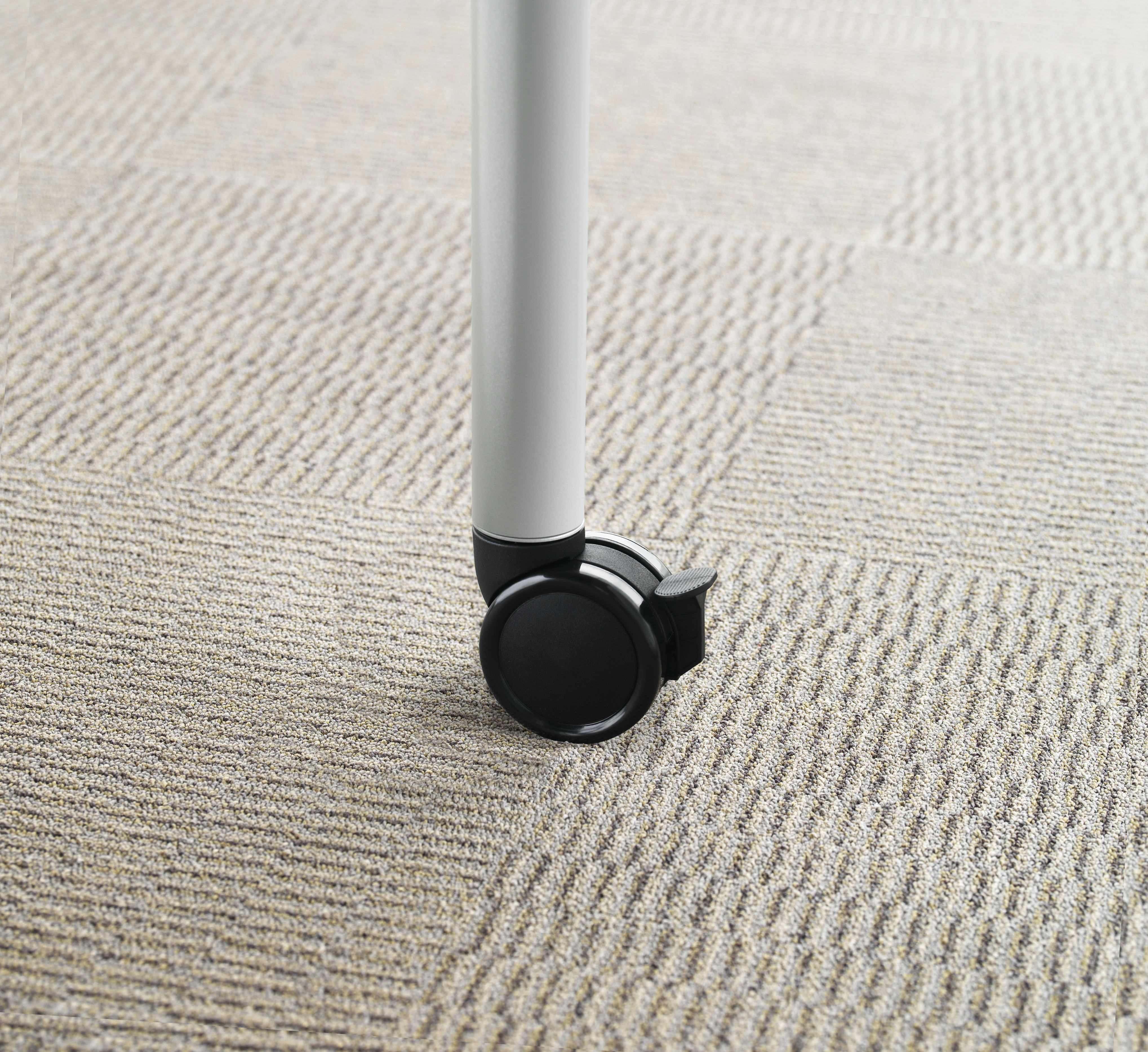 HON Huddle HMBPOST.C.T1