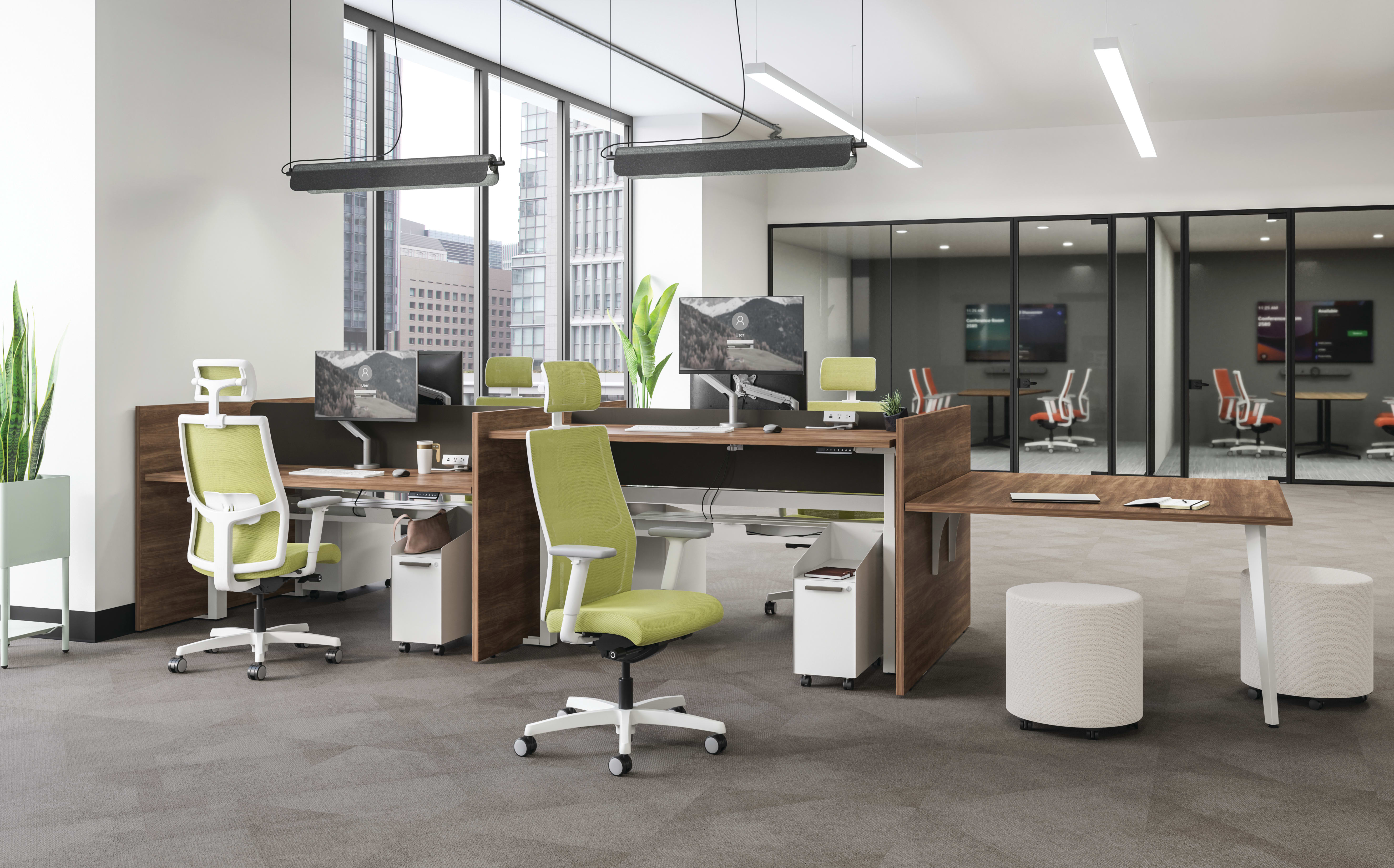 Ignition 2.0 with Empower workstation and Flock poufs.