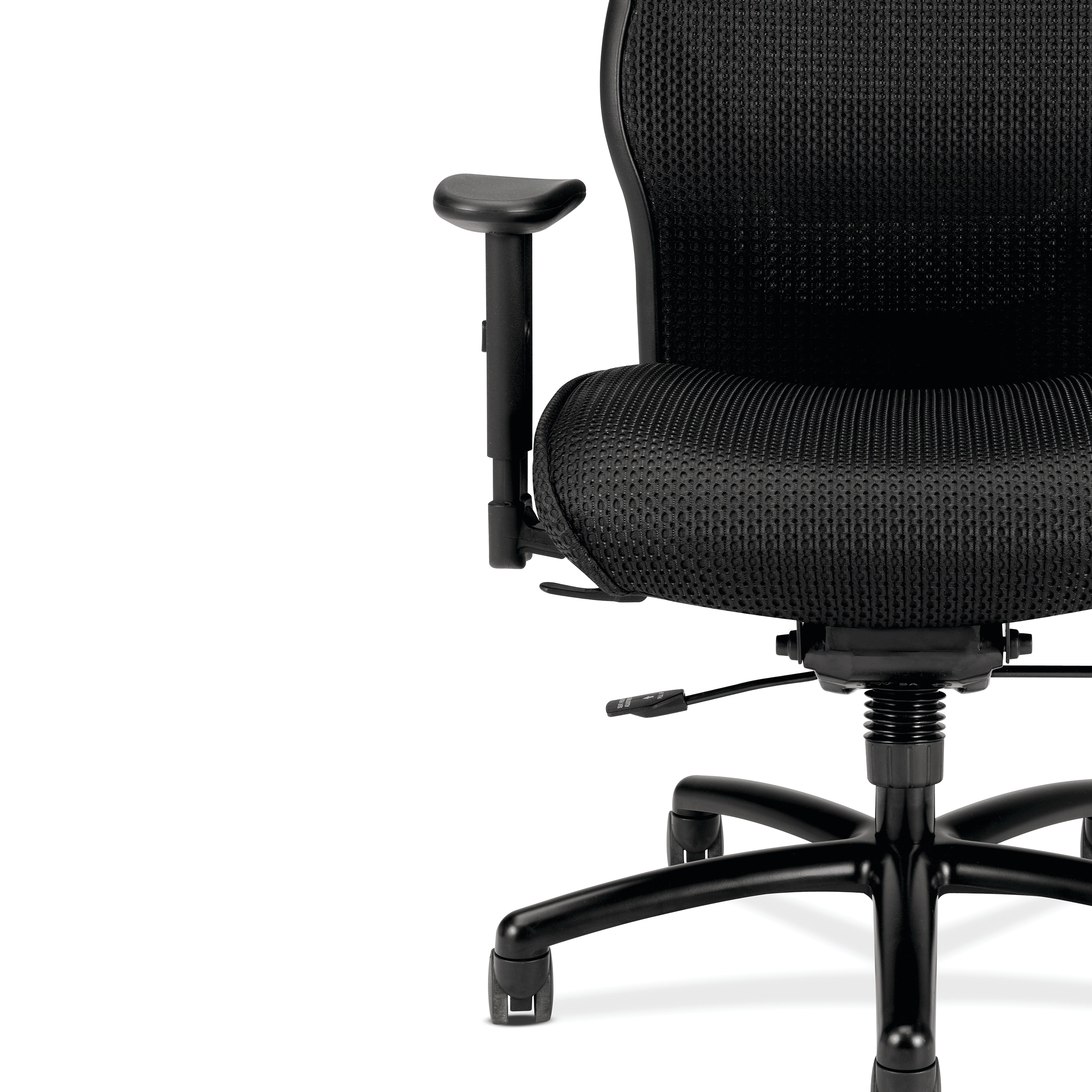 Wave mesh task chair in Black