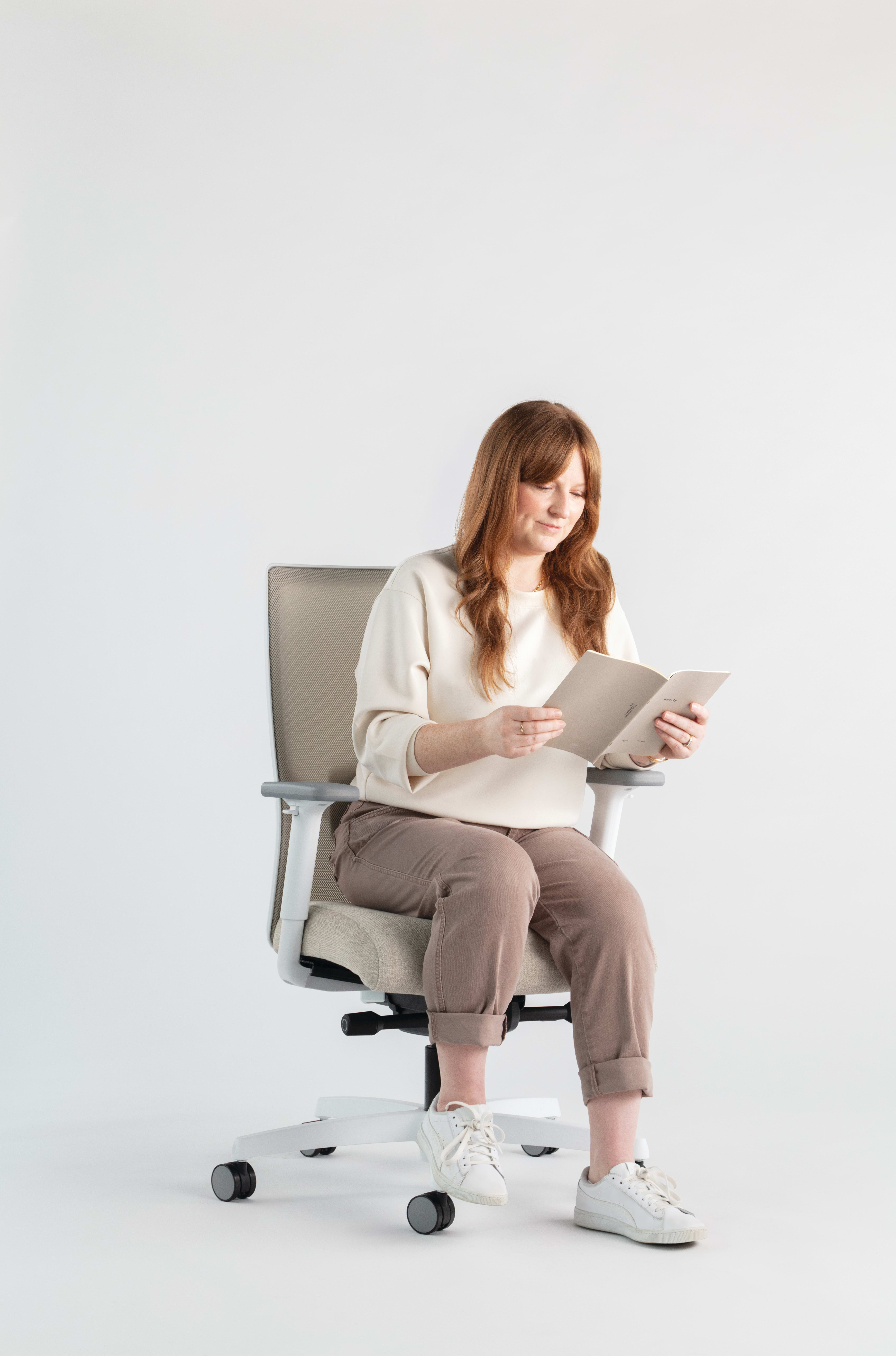 Ignition Spectrum Mesh chairs 