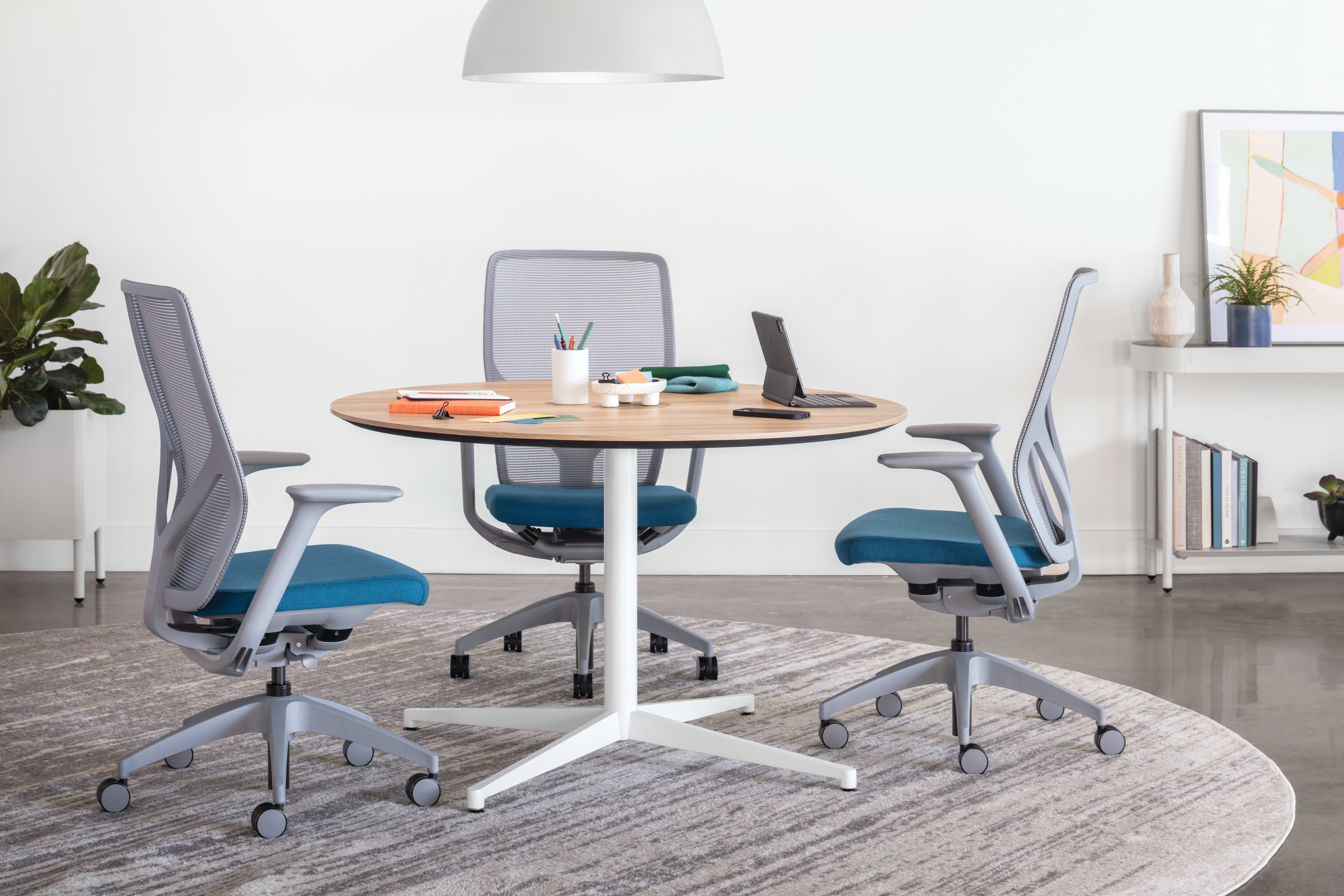 Flexion Seating, Preside round conference table, Sculpt Table