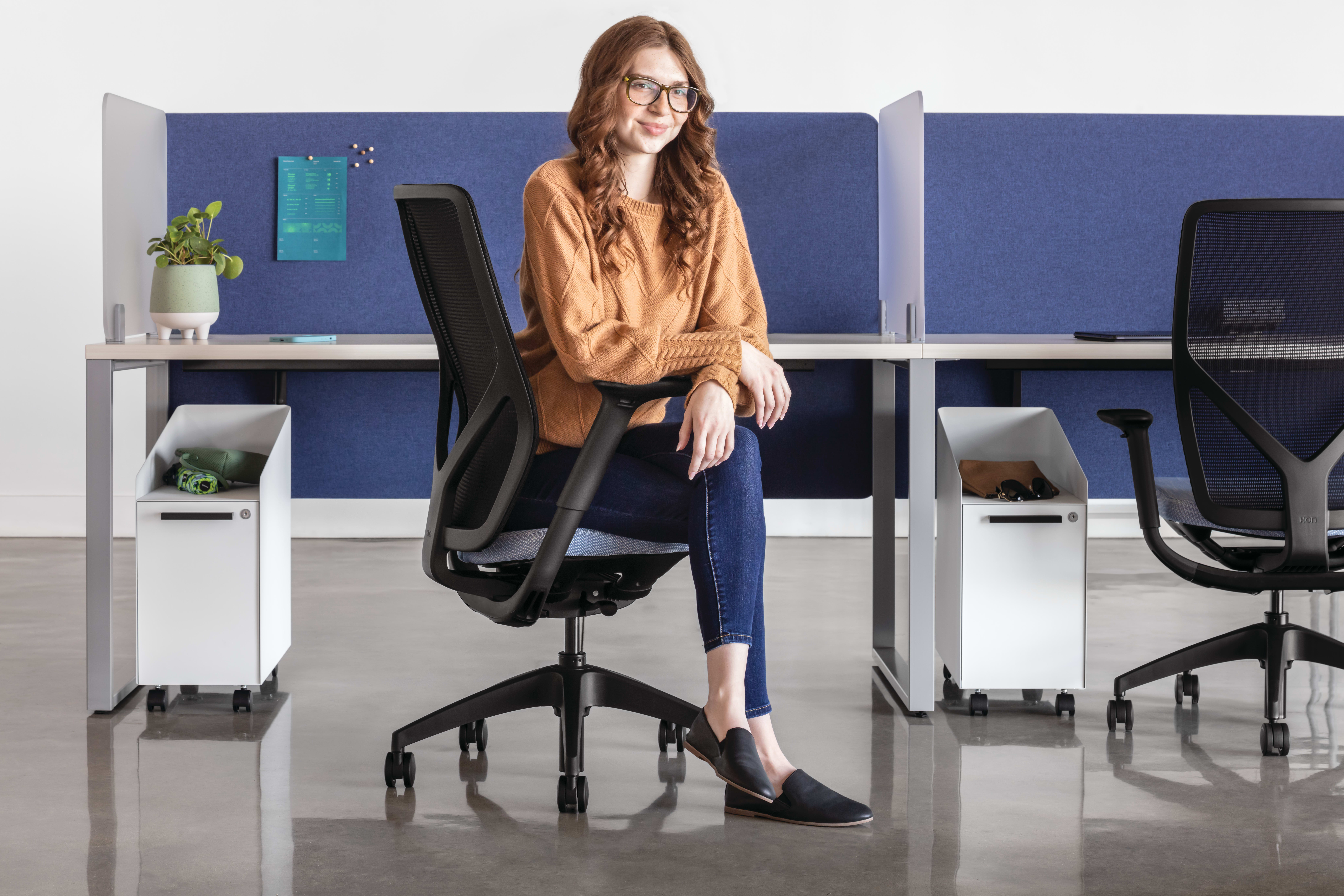 Flexion Seating, Voi Desks, Fuse Storage, Universal Screens