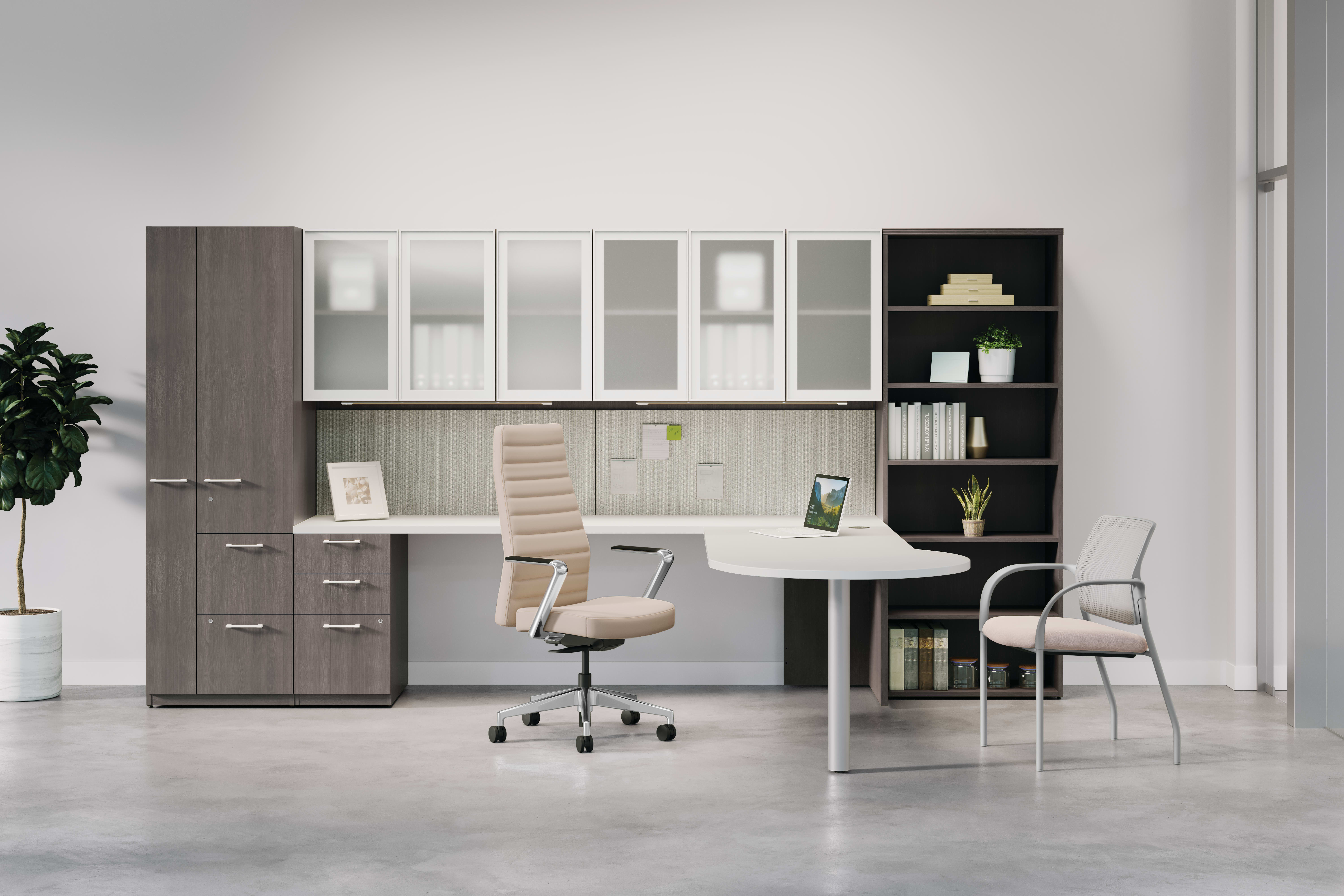 Concinnity Desking with Cofi and Ignition Seating.