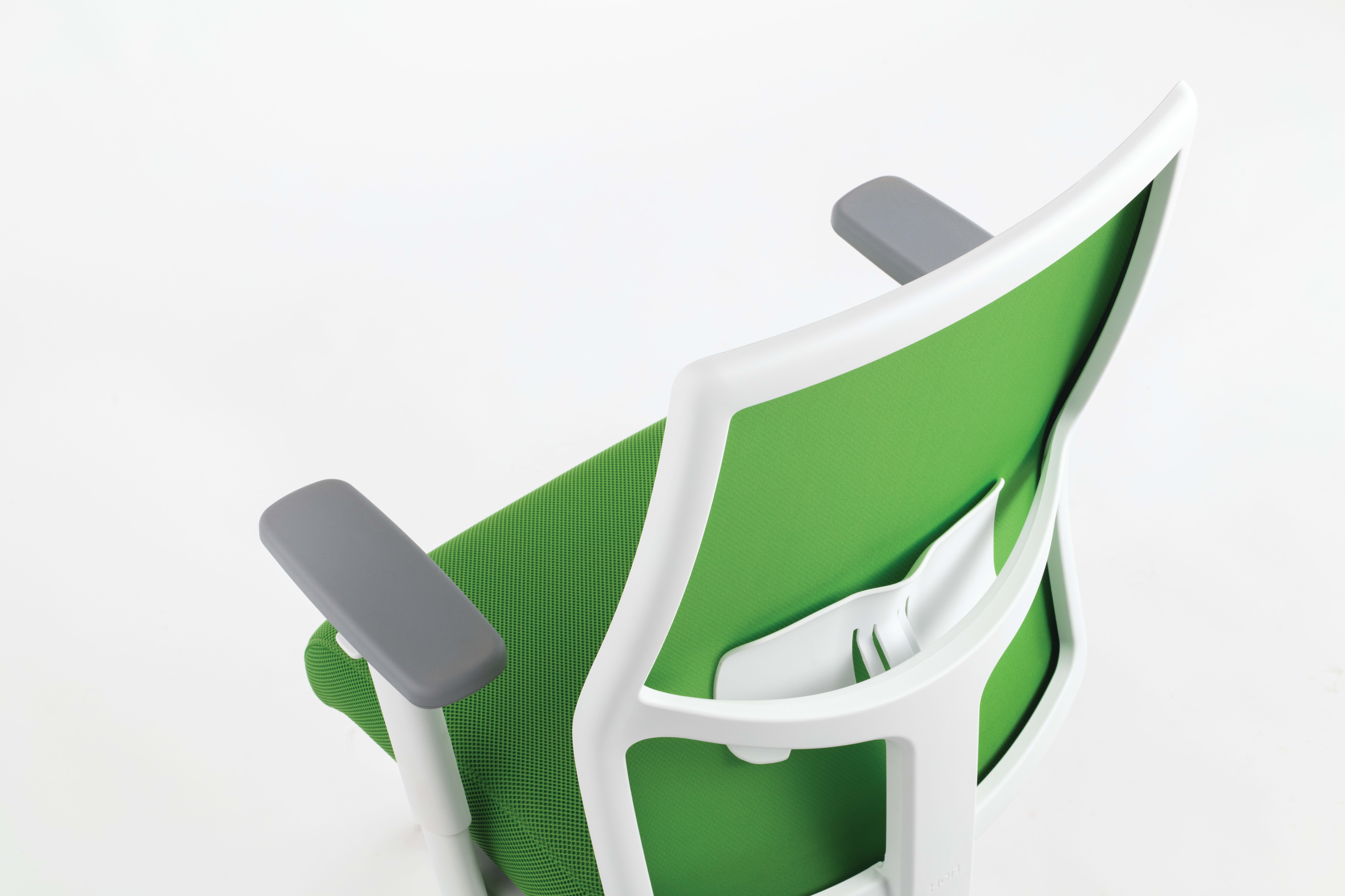 Ignition Spectrum Mesh chairs 