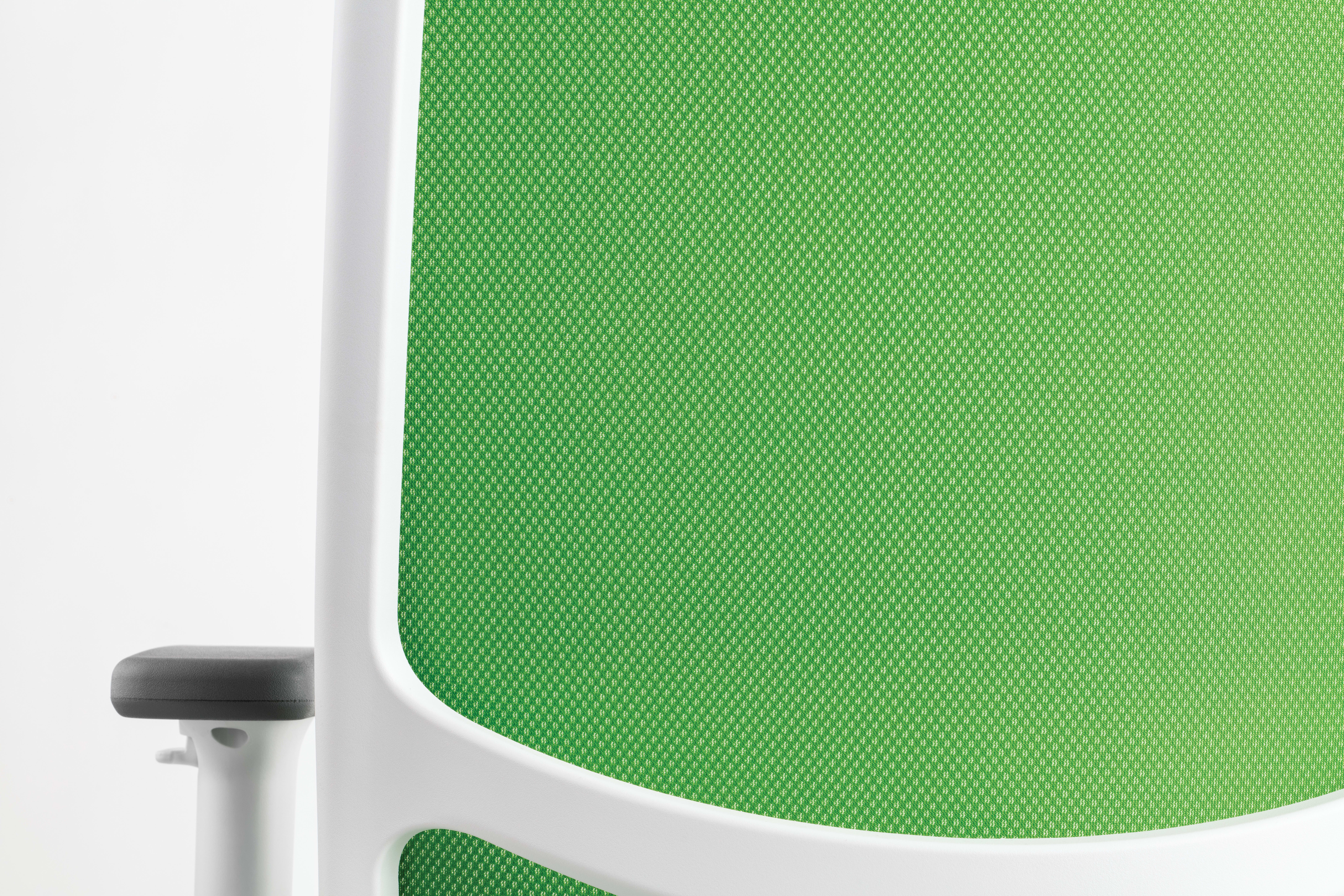 Ignition Spectrum Mesh chairs 