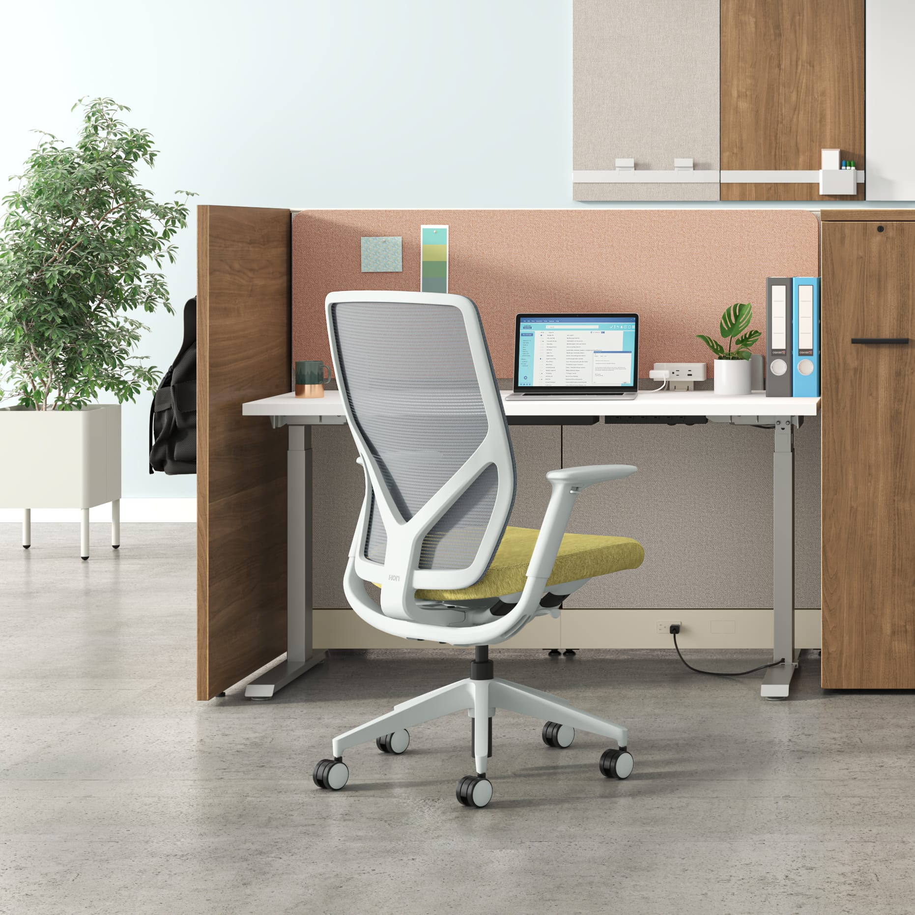 HON-Accelerate-Flexion-500-001_texty-circle-crop