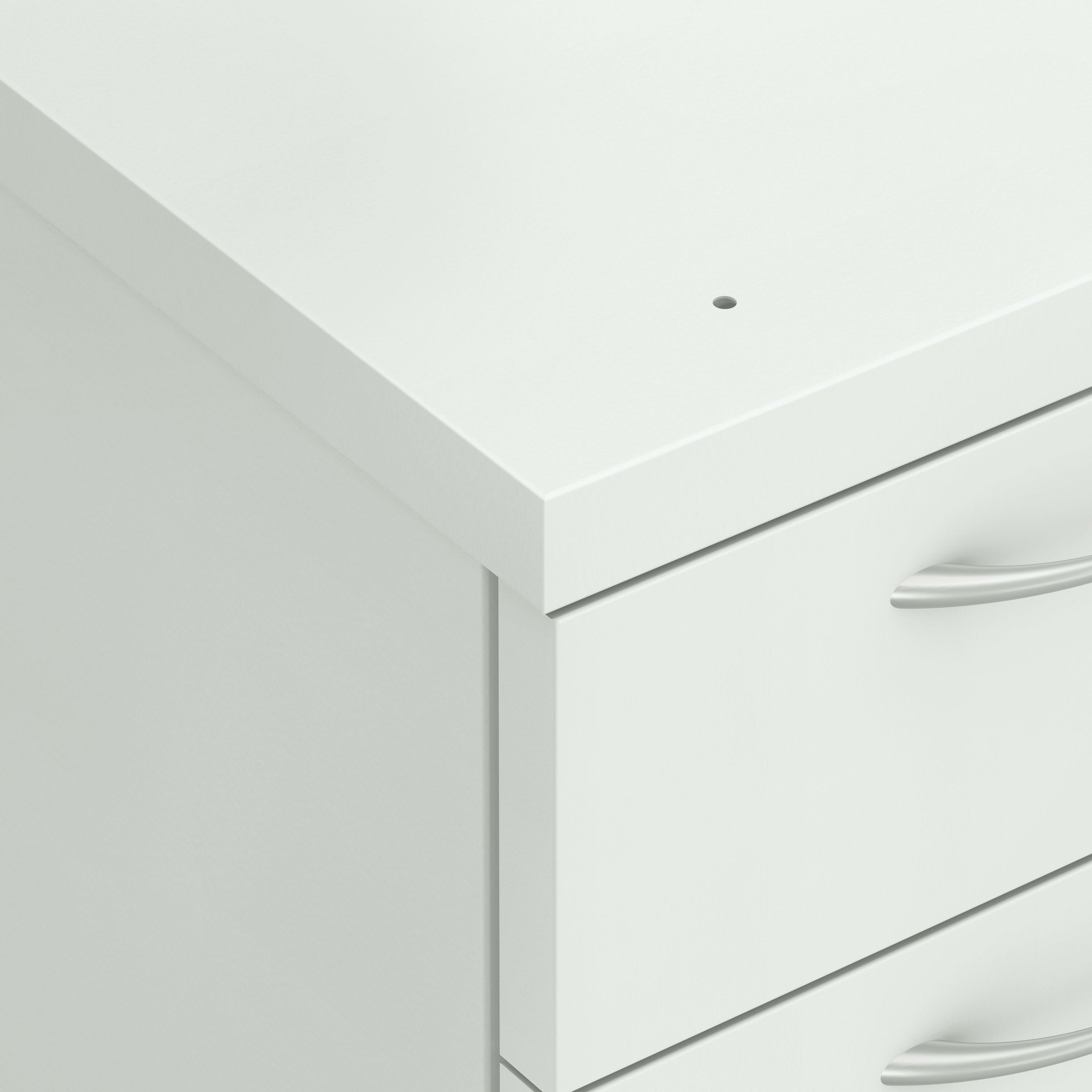 Flagship mobile pedestal corner