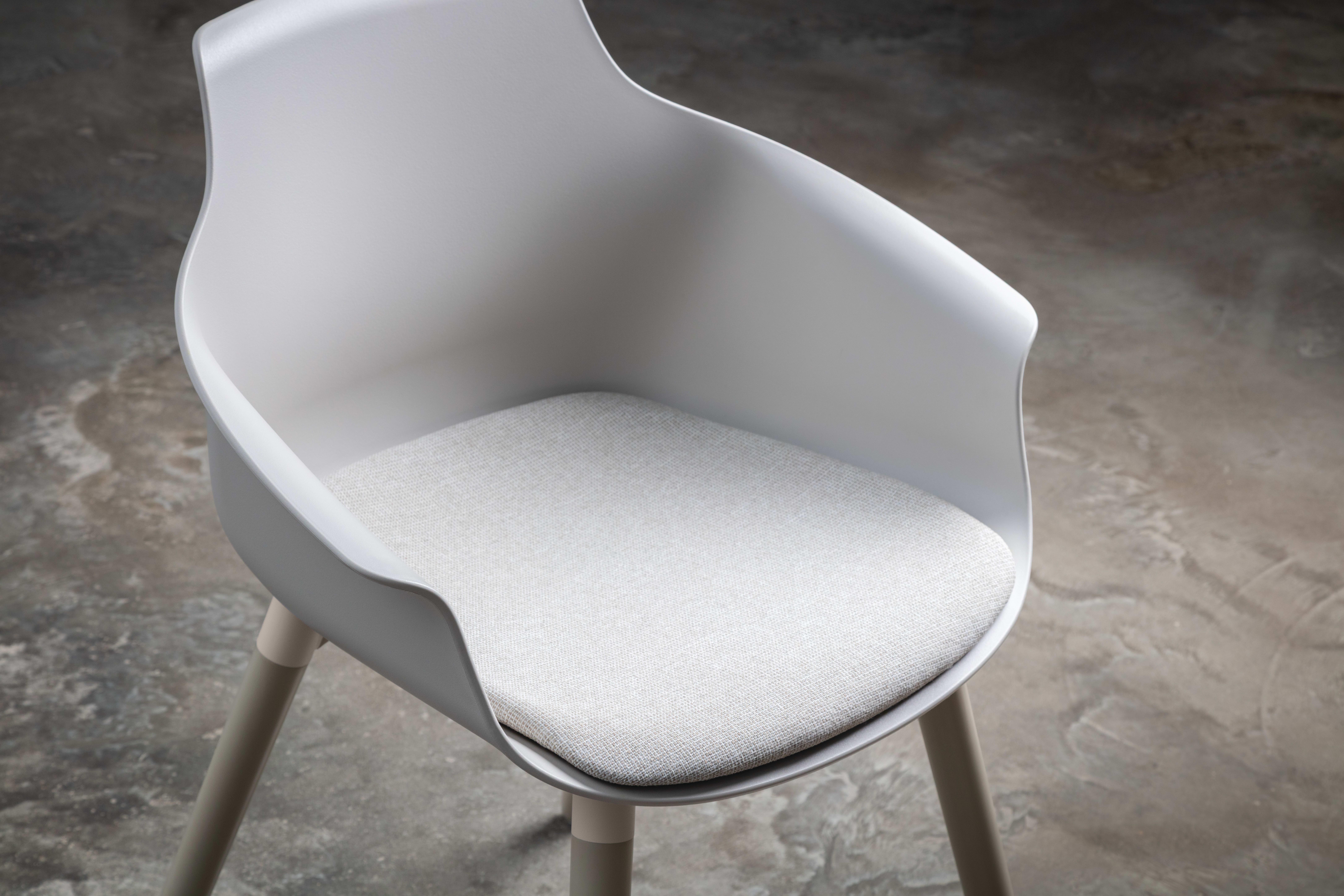HON-600-Brim-SeatCushion-003