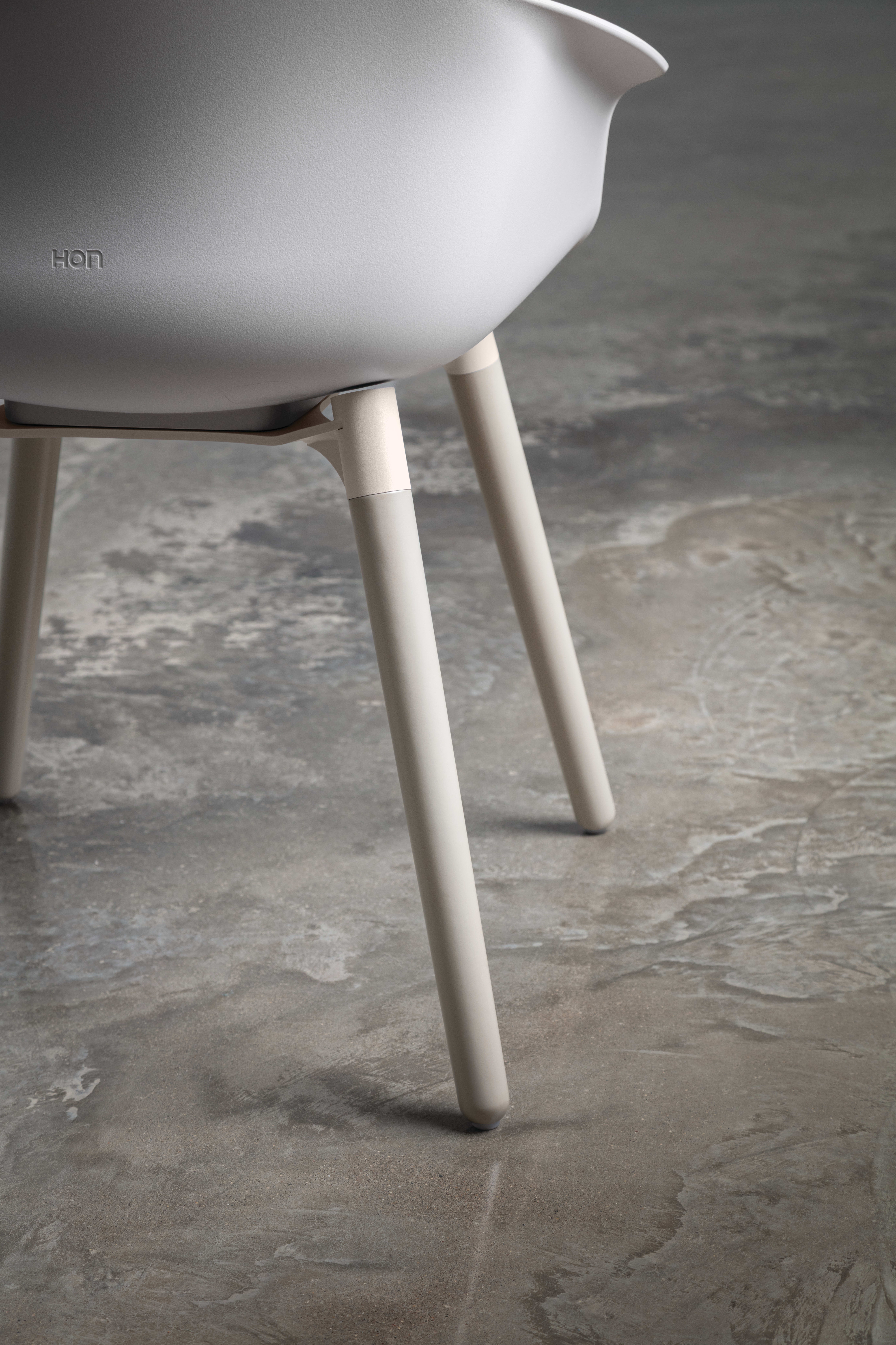 HON-600-Brim-WoodLeg-002