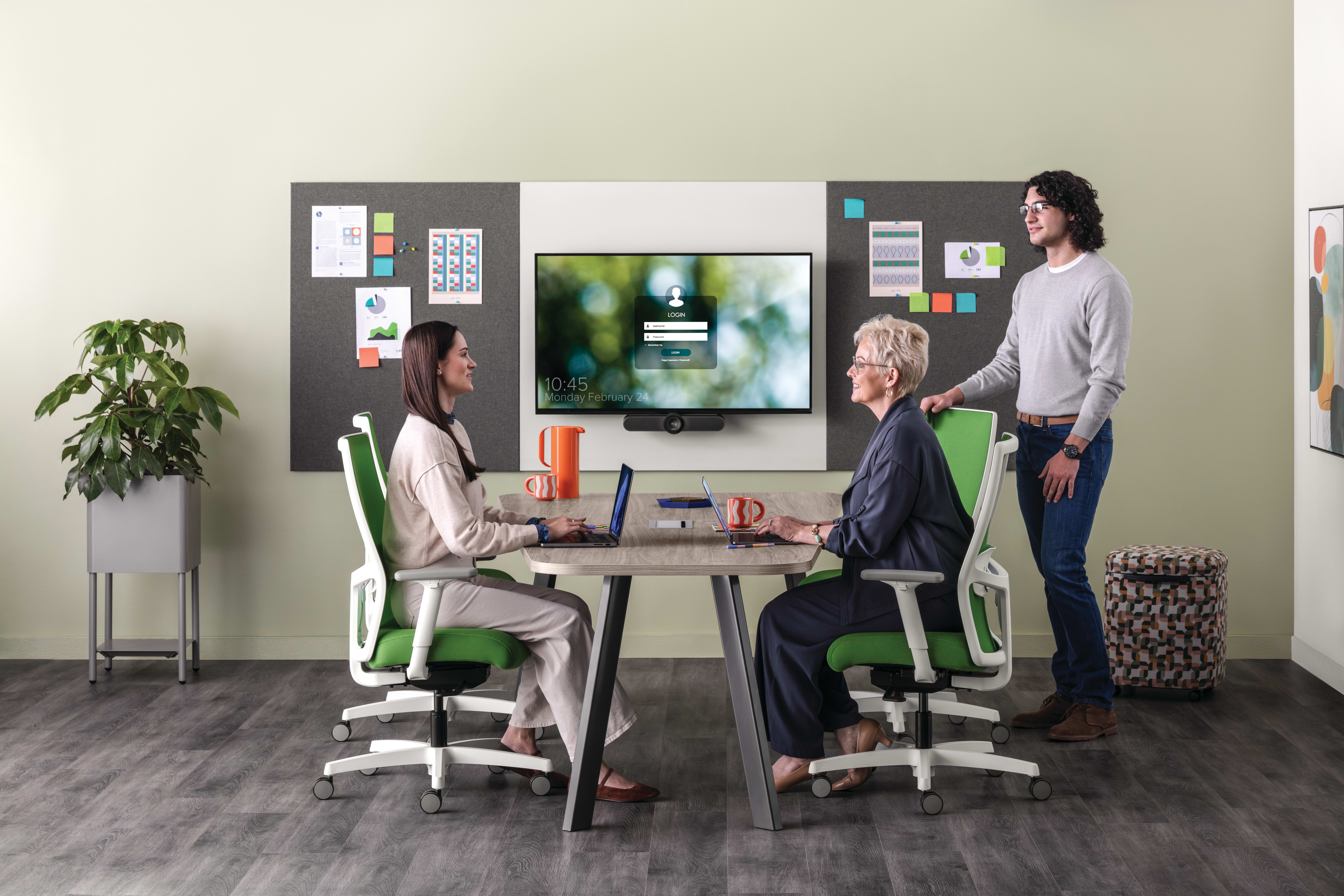 Ignition Spectrum Mesh chairs 