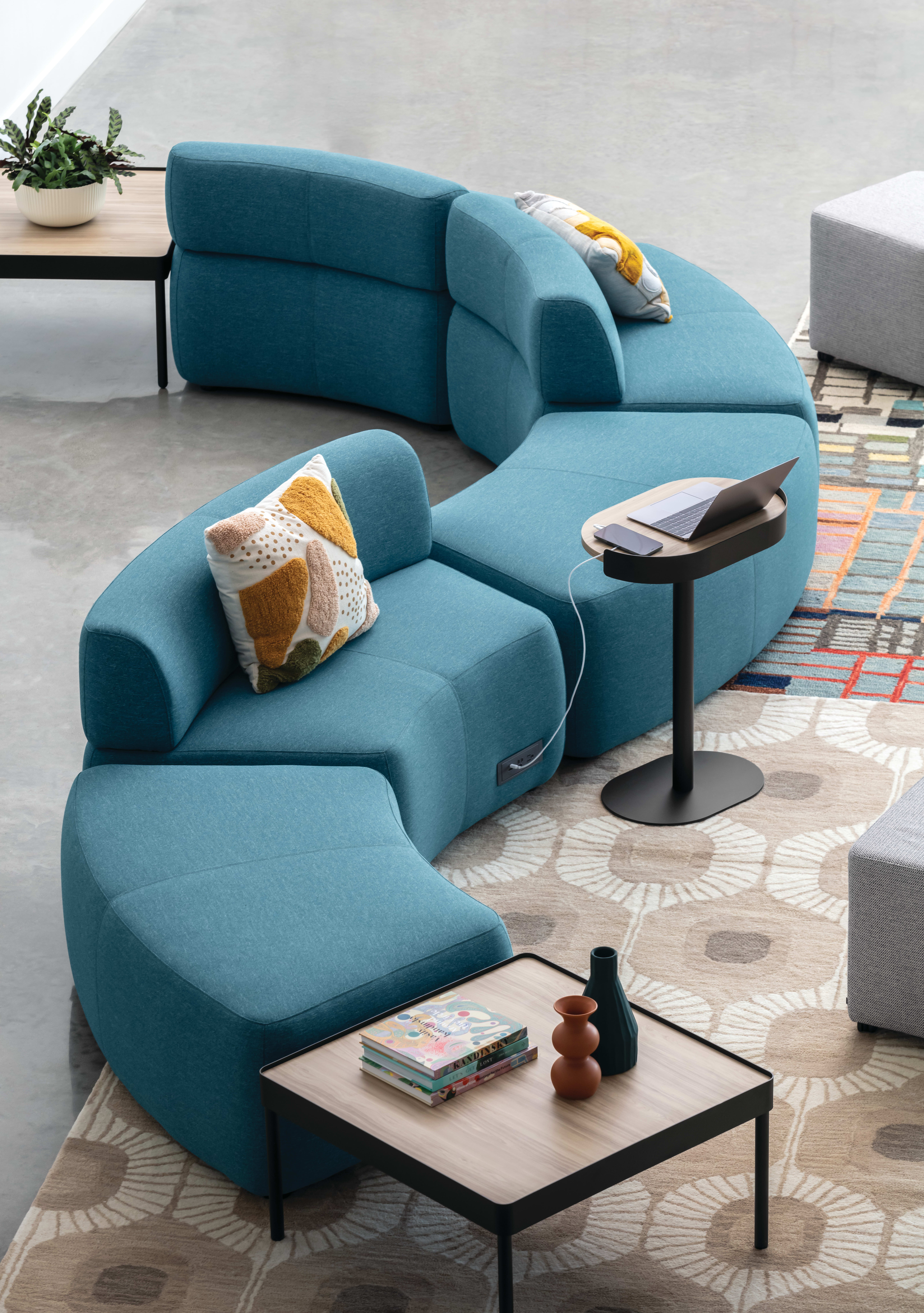 SoCo with Sculpt tables
