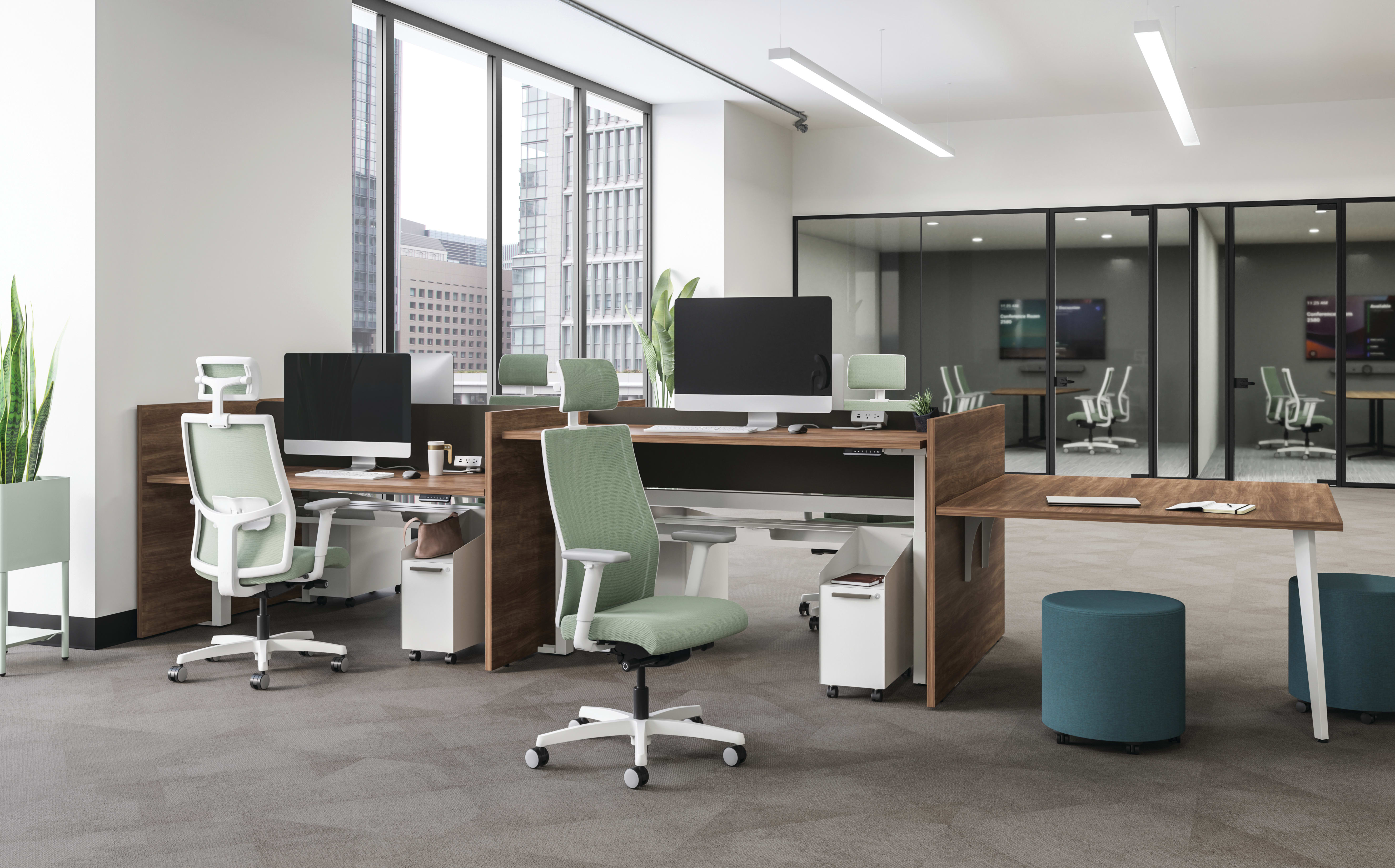 Ignition 2.0 with Empower workstation and Flock poufs.