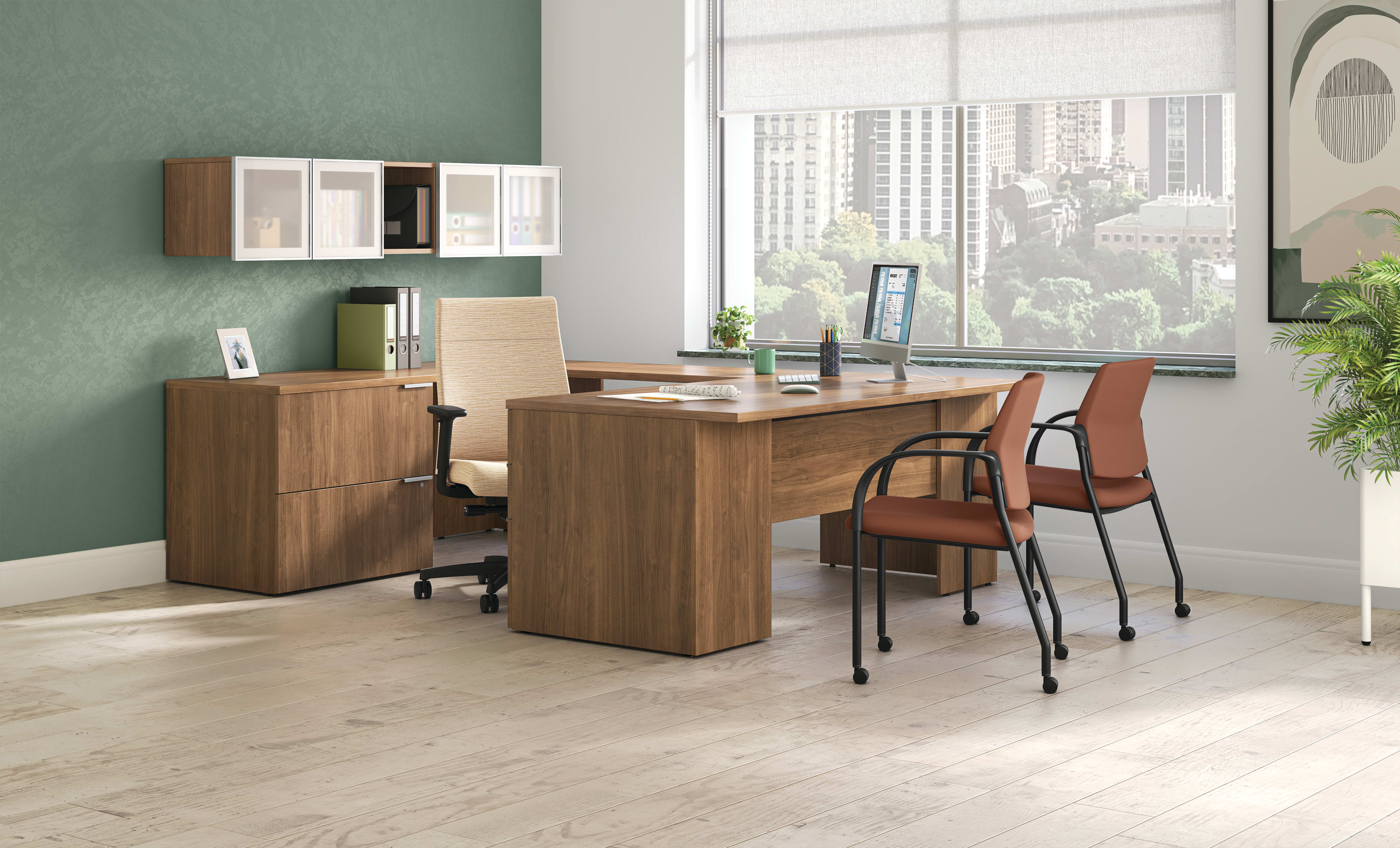 Ignition Seating with 10500 Series Desking.