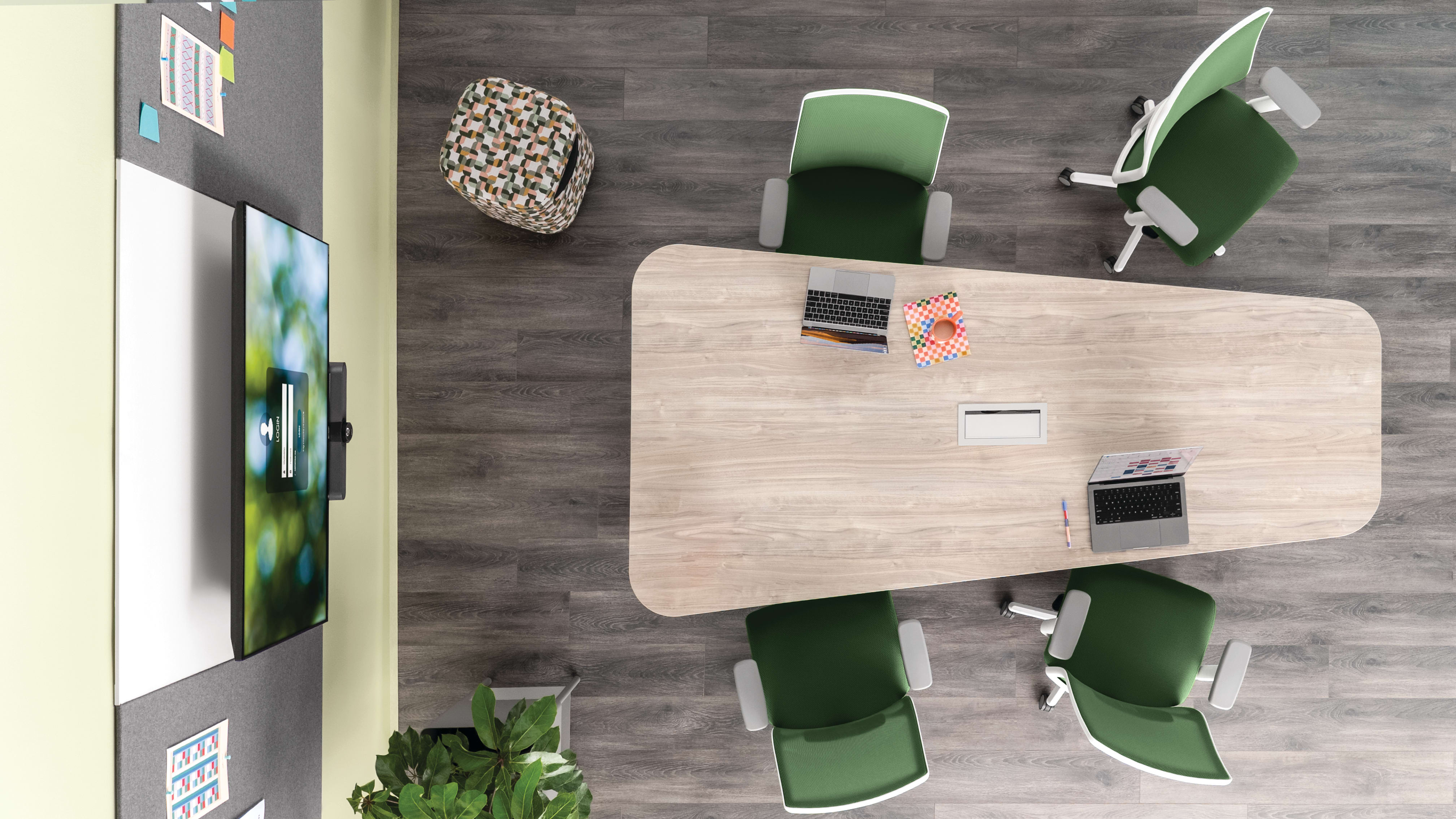 Ignition Spectrum Mesh chairs 
