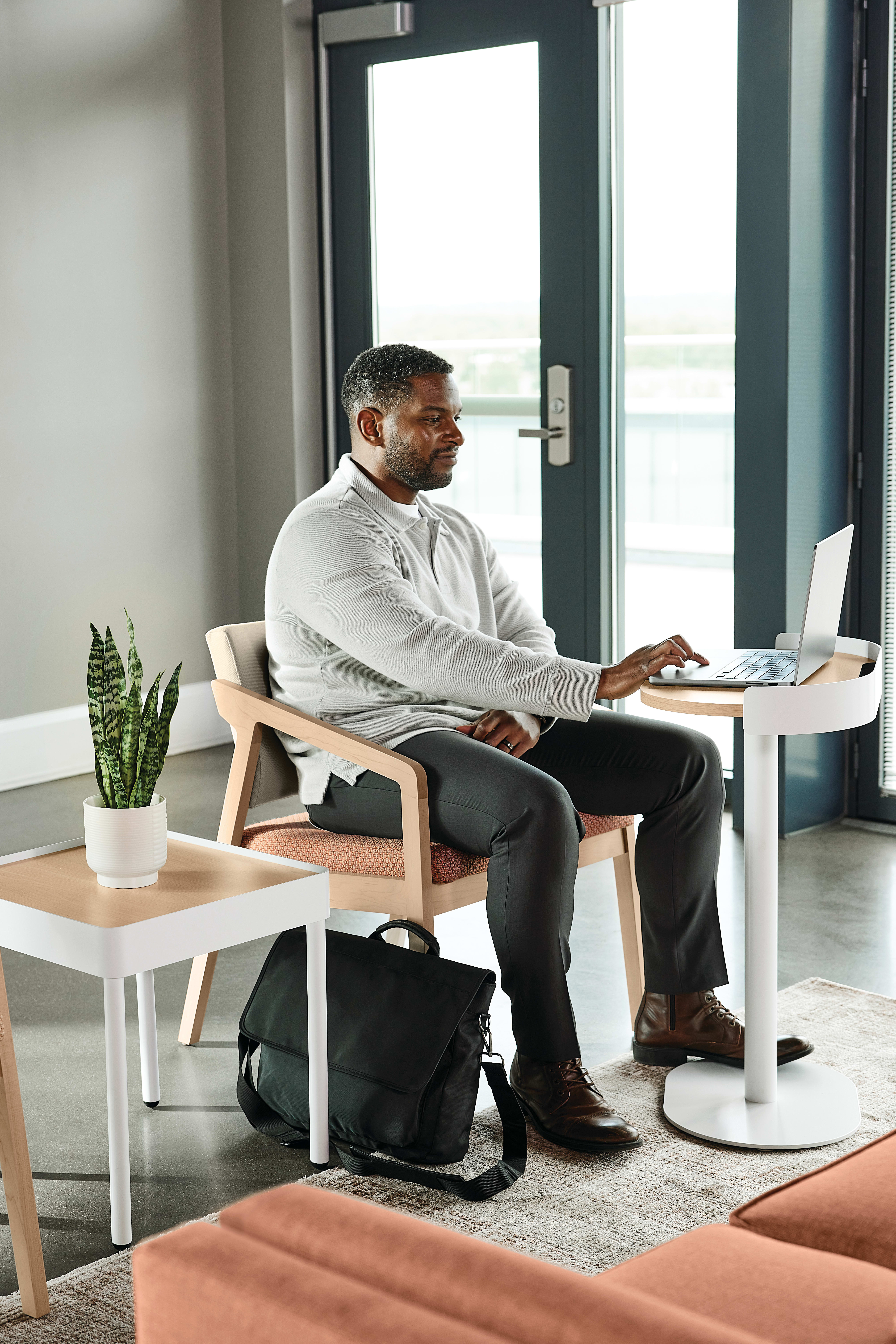 Confer chair with Sculpt tables 