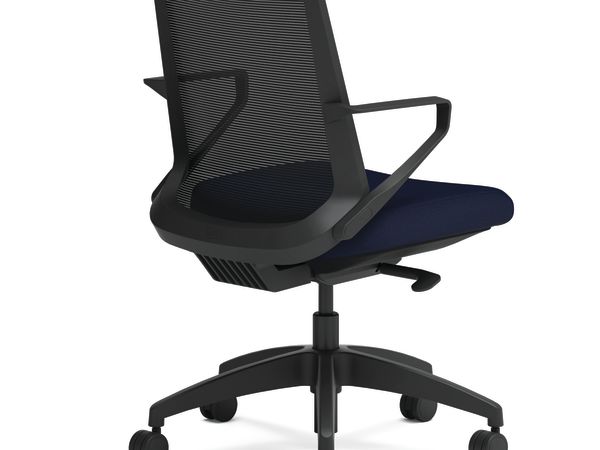 Cliq chair