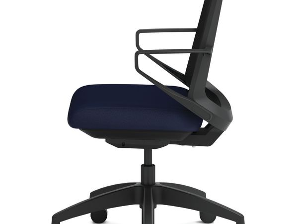 Cliq chair