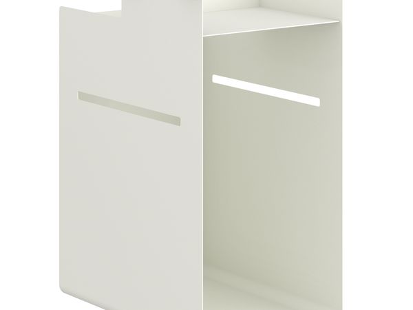 Fuse pedestal