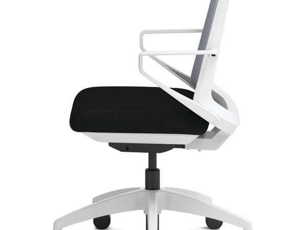 Cliq chair