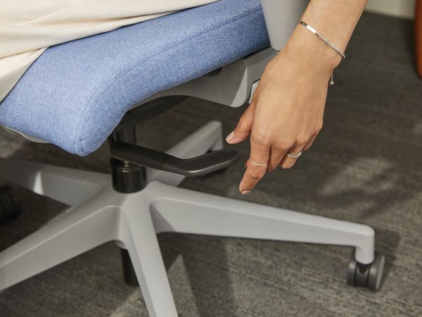 Hon-Nucleus-HNR1.W2.STC.A.H.IT.SMHMMAN34.NL.SB.TI-600-0464