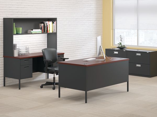 HON-Metro-Desking-500-001
