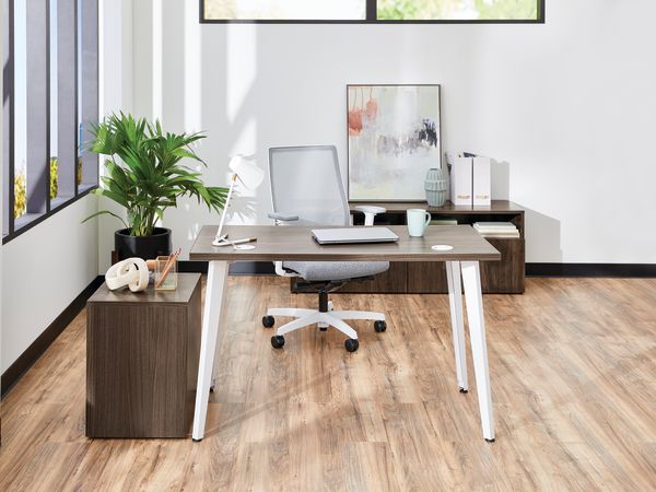 Voi Private Office with angled legs and credenza storage and Ignition Task chair