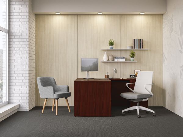 Mod l-station in Traditional Mahogany with Cliq and Matter seating