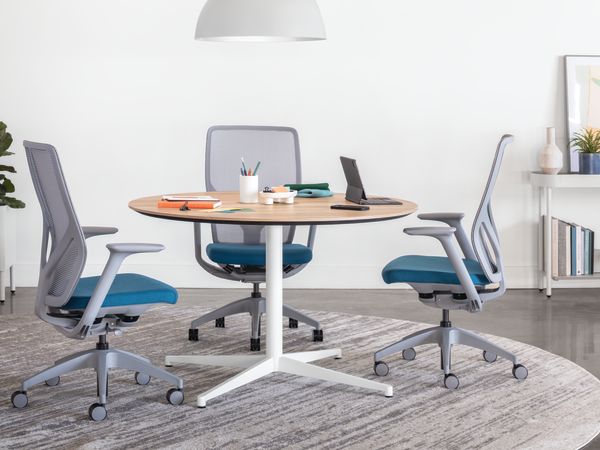 Flexion Seating, Preside round conference table, Sculpt Table
