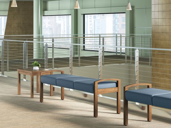 Versant three seat beach model HHB03 with occasional tables.