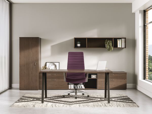 Cofi Executive Chair with Mod Desking and Storage.
