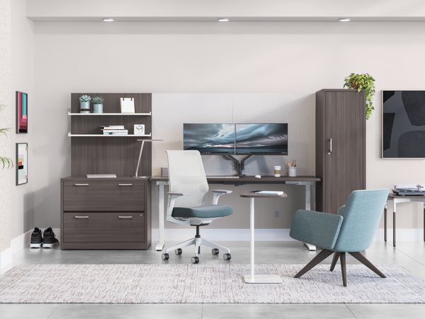 10500 Series Modern Micro office shown with Cipher task chair and Mav guest seating.