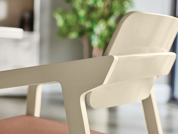 Confer chair 