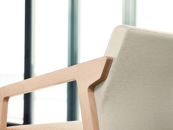 Confer chair 