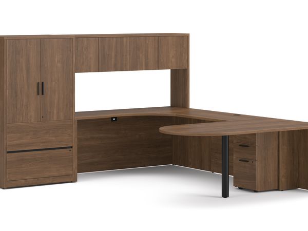 10500 Series Peninsula U Desk in  Pinnacle Laminate with Black Post Leg.