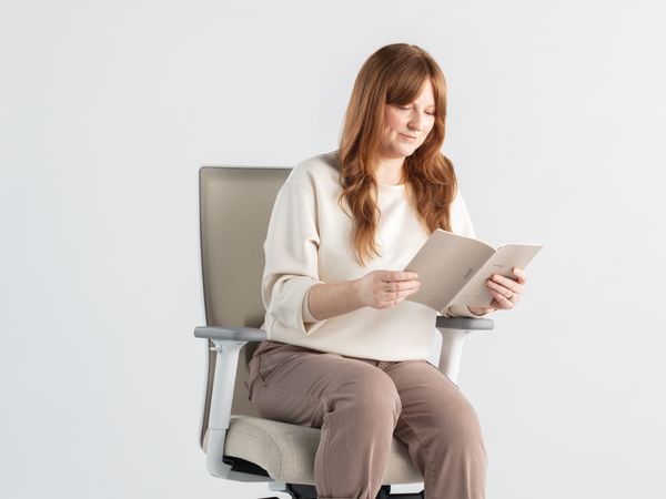 Ignition Spectrum Mesh chairs 