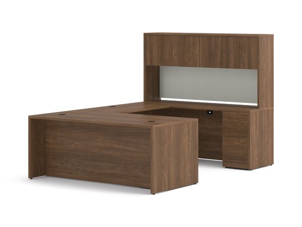 10500 Series U Desk in  Pinnacle Laminate.